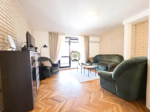 Sale, two bedroom apartment, 75m², Podgorica, Crna Gora - image 2