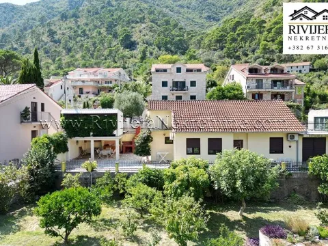 Prodaja, kuća, 77m², Prčanj, Kotor - image 1