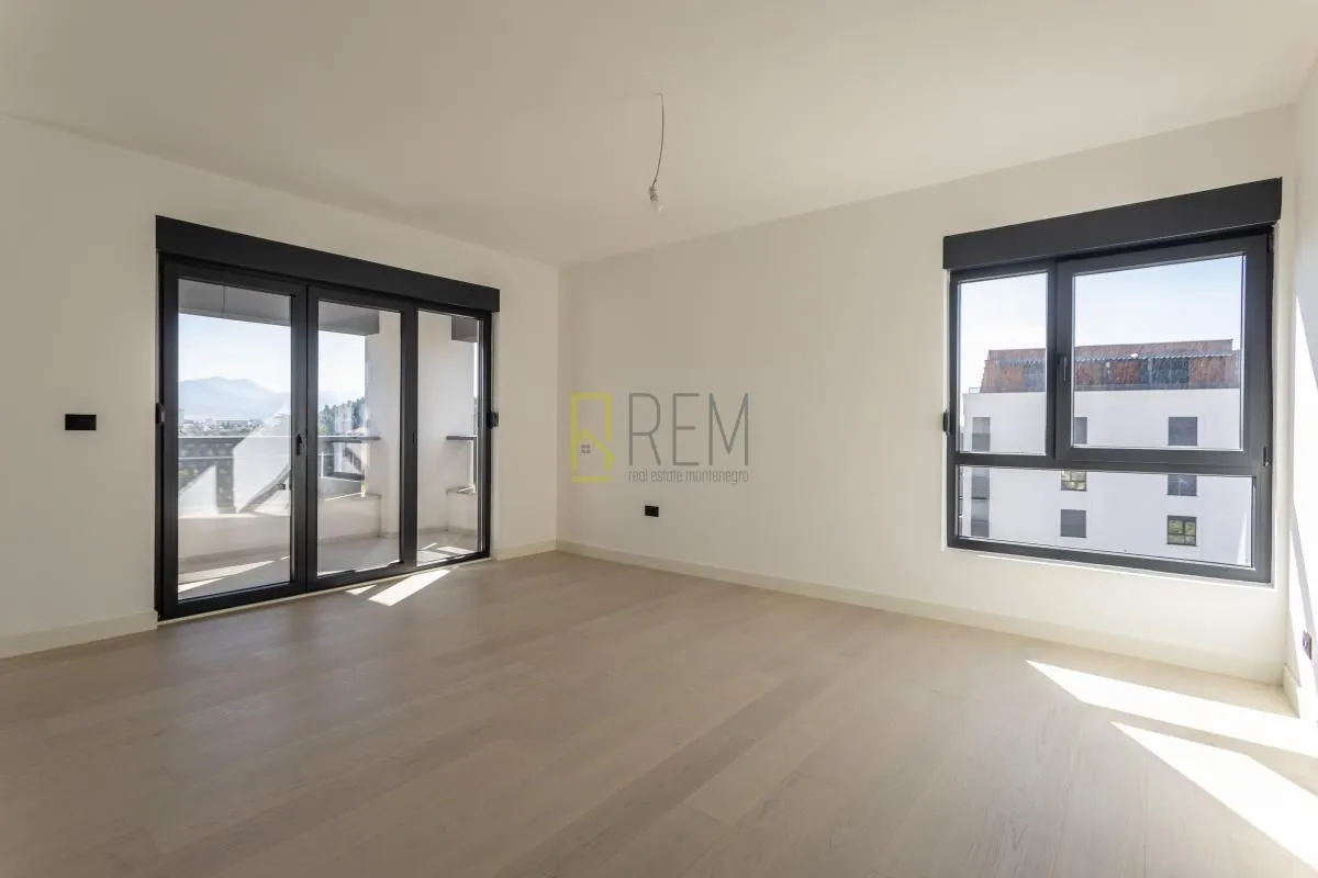 Prodaja, dvosoban stan, 63m², Podgorica, Crna Gora