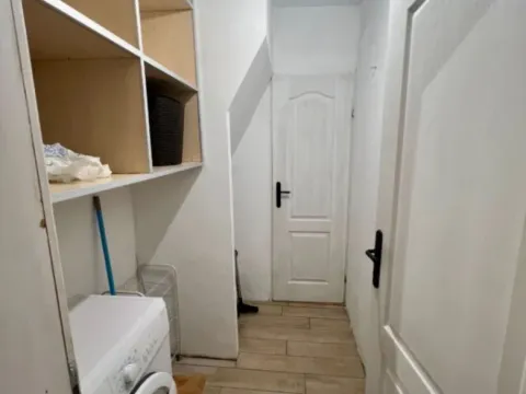 Izdavanje, trosoban stan, 100m², Blok 5, Podgorica - image 12