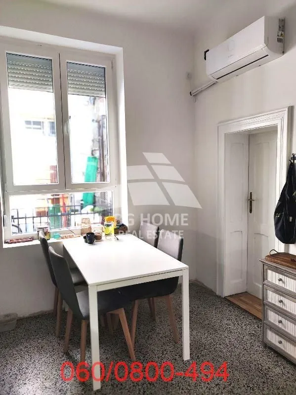 Prodaja, četvorosoban stan, 110m², Klinički Centar, Beograd