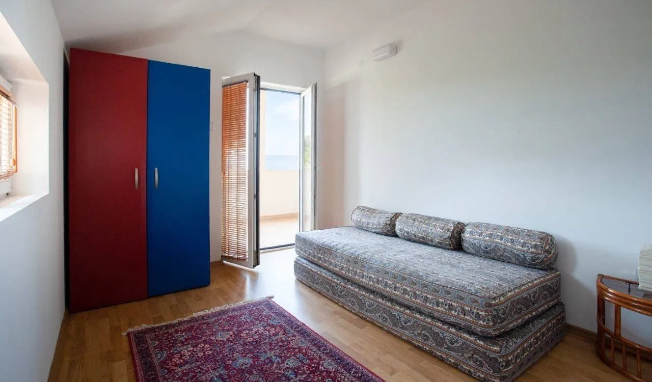 Sale, one bedroom apartment, 69m², Petrovac, Budva