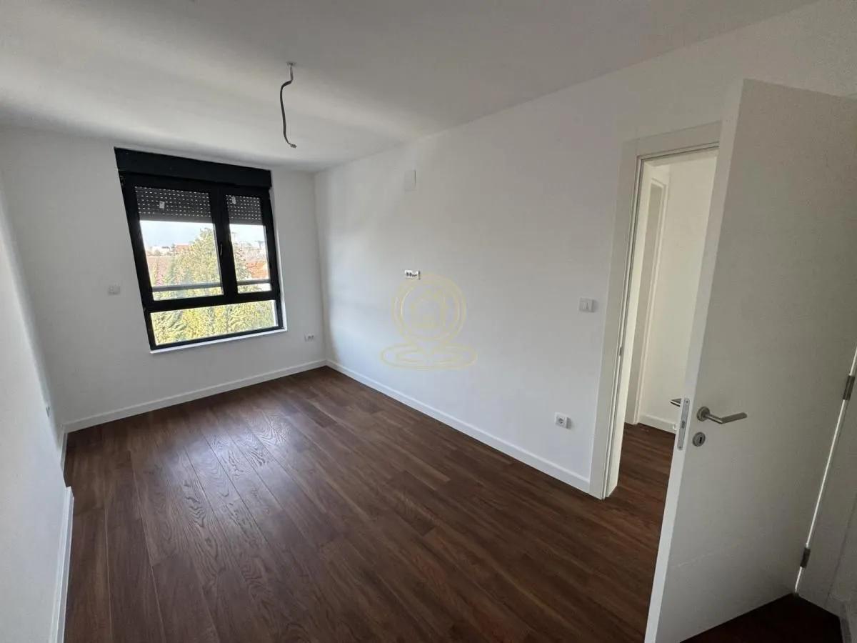 Prodaja, stan, 140m², Bulevar Evrope, Novi Sad Sve Podlokacije