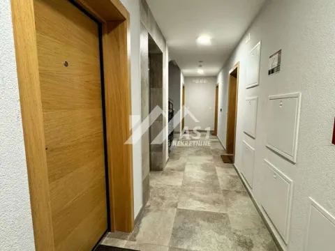 Izdavanje, dvosoban stan, 45m², Telep, Novi Sad Sve Podlokacije - image 7