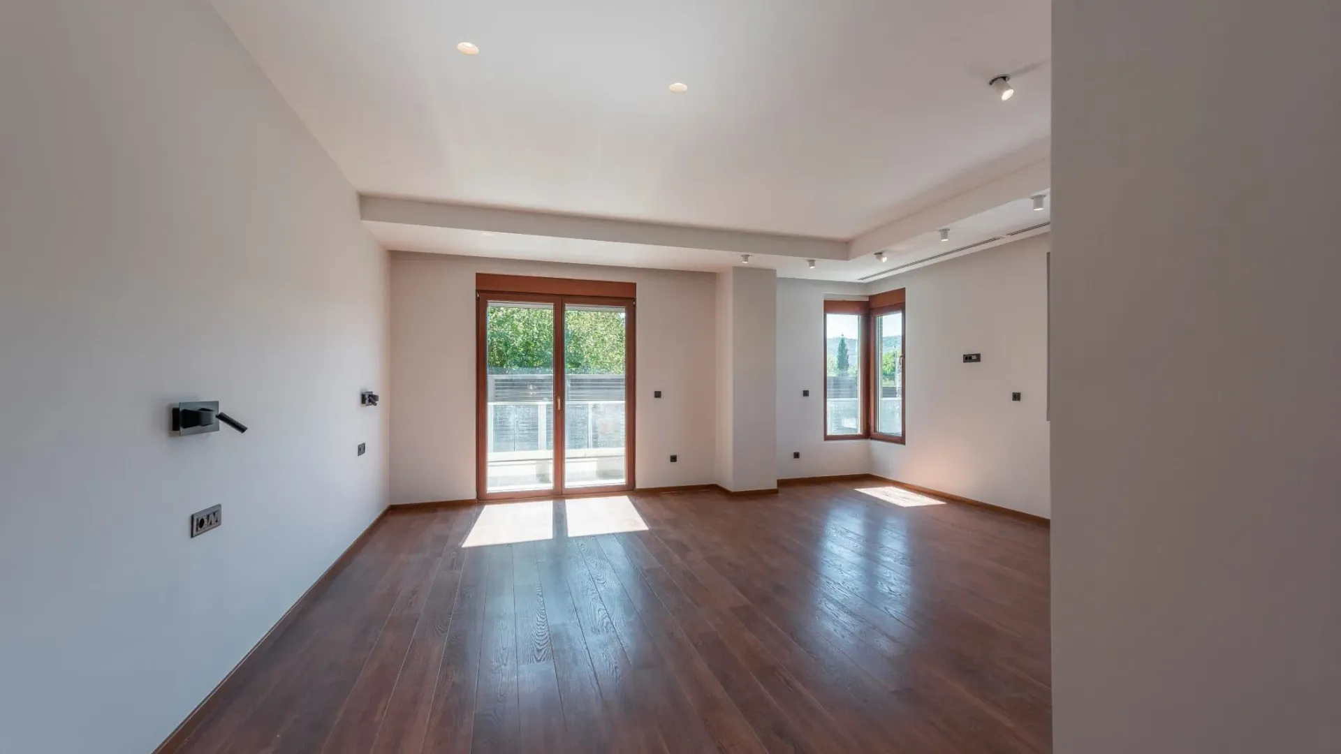 Sale, house, 492m², Mareza, Podgorica
