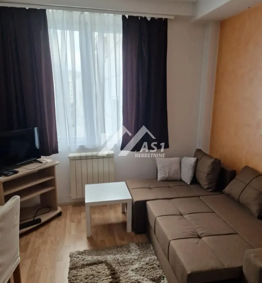 Rent, apartment, 30m², Bulevar Oslobodjenja, Novi Sad Sve Podlokacije