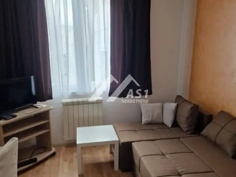 Izdavanje, stan, 30m², Bulevar Oslobodjenja, Novi Sad Sve Podlokacije - image 2