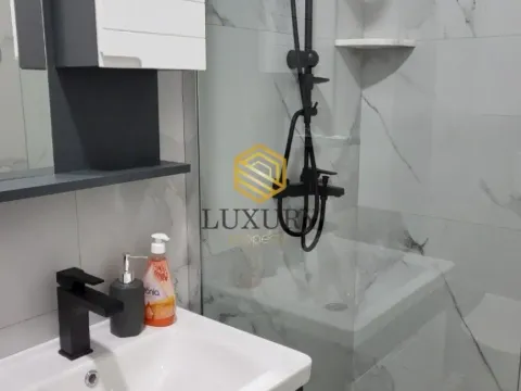 Rent, one bedroom apartment, 44m², Central Point, Podgorica - image 11