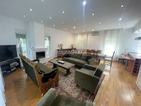 Izdavanje, kuća, 140m², Senjak, Beograd - image 2