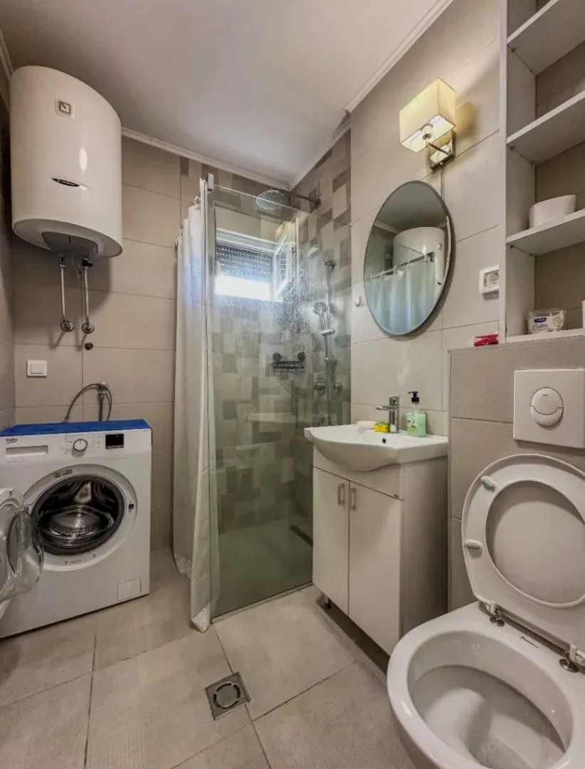 Rent, two bedroom apartment, 68m², Autobuska stanica, Podgorica