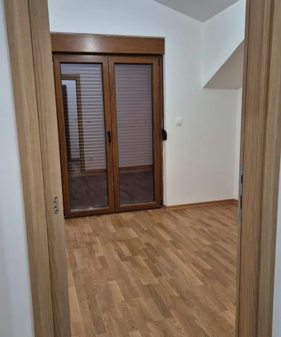 Prodaja, jednosoban stan, 40m², Stari Aerodrom, Podgorica
