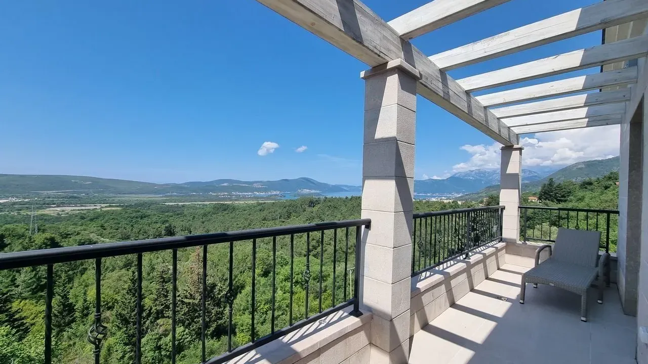 Prodaja, dvosoban stan, 101m², Kavač, Kotor