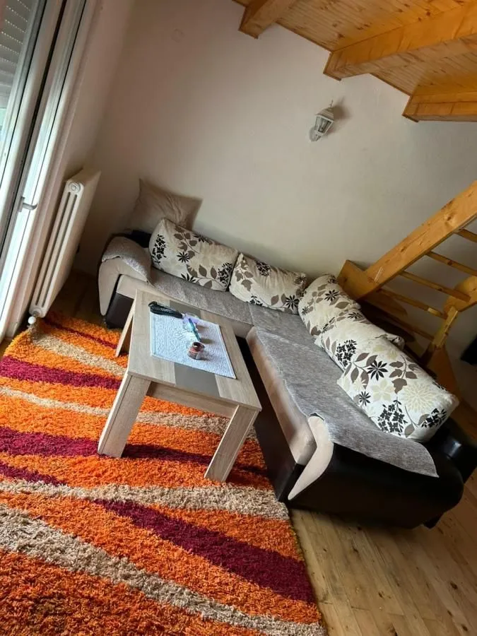 Prodaja, kuća, 88m², Borje, Žabljak