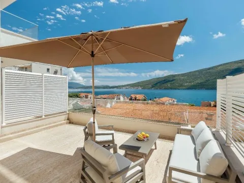 Sale, two bedroom apartment, 120m², Baošići, Herceg Novi - image 9