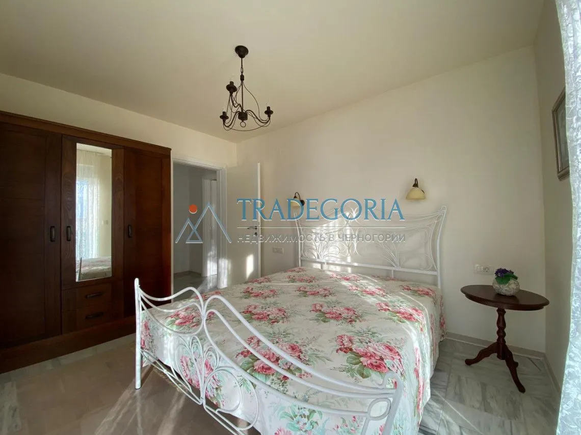 Prodaja, trosoban stan, 106m², Sveti Stefan, Budva