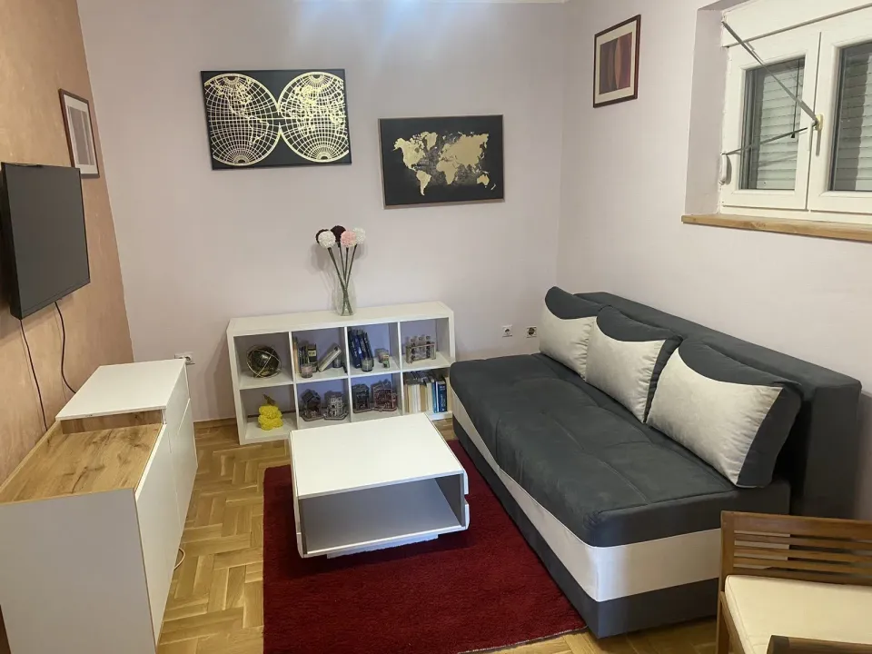 Rent, two bedroom apartment, 50m², Stara Varoš, Podgorica