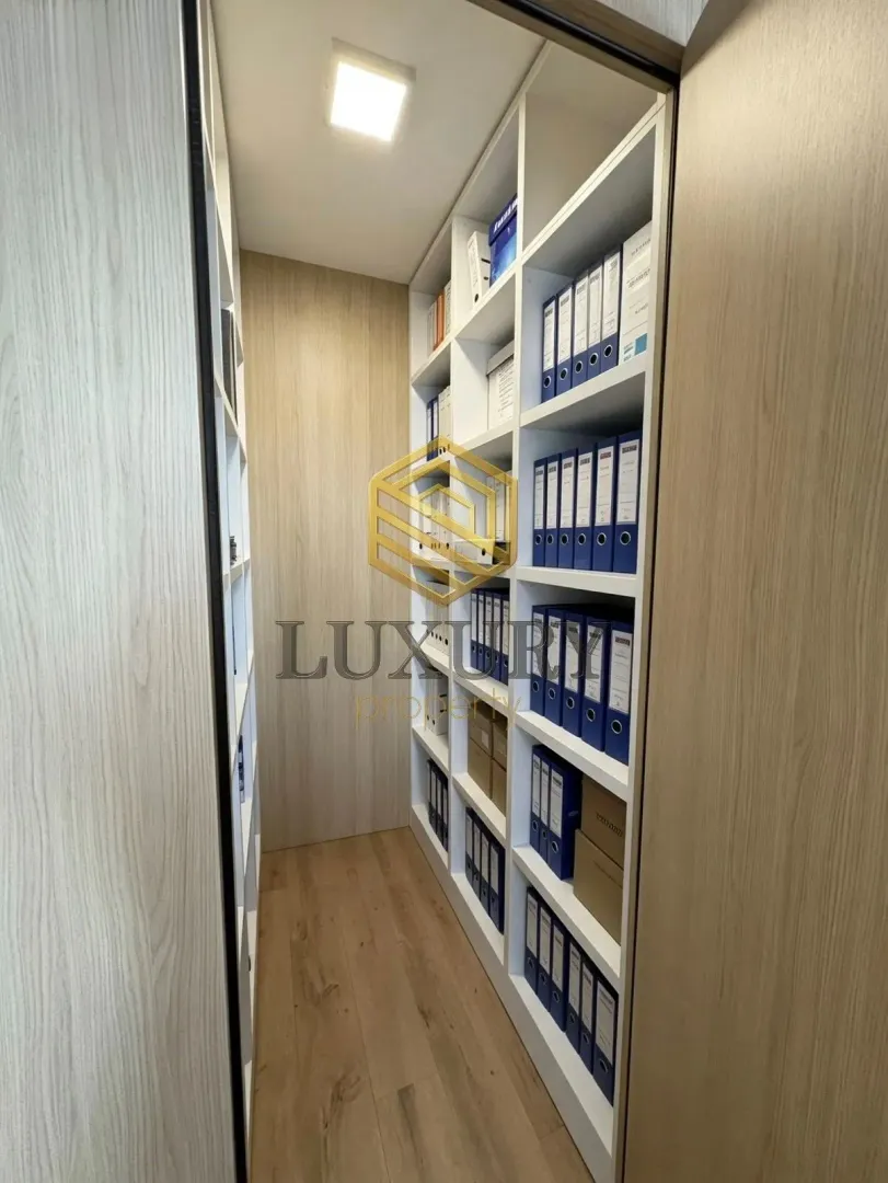 Rent, office space, 58m², Kod Capital Plaze, Podgorica