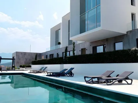 Prodaja, dvosoban stan, 119m², Grad, Kotor - image 7