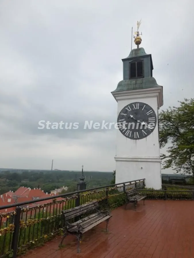 Prodaja, četvorosoban stan, 188m², Petrovaradin, Novi Sad