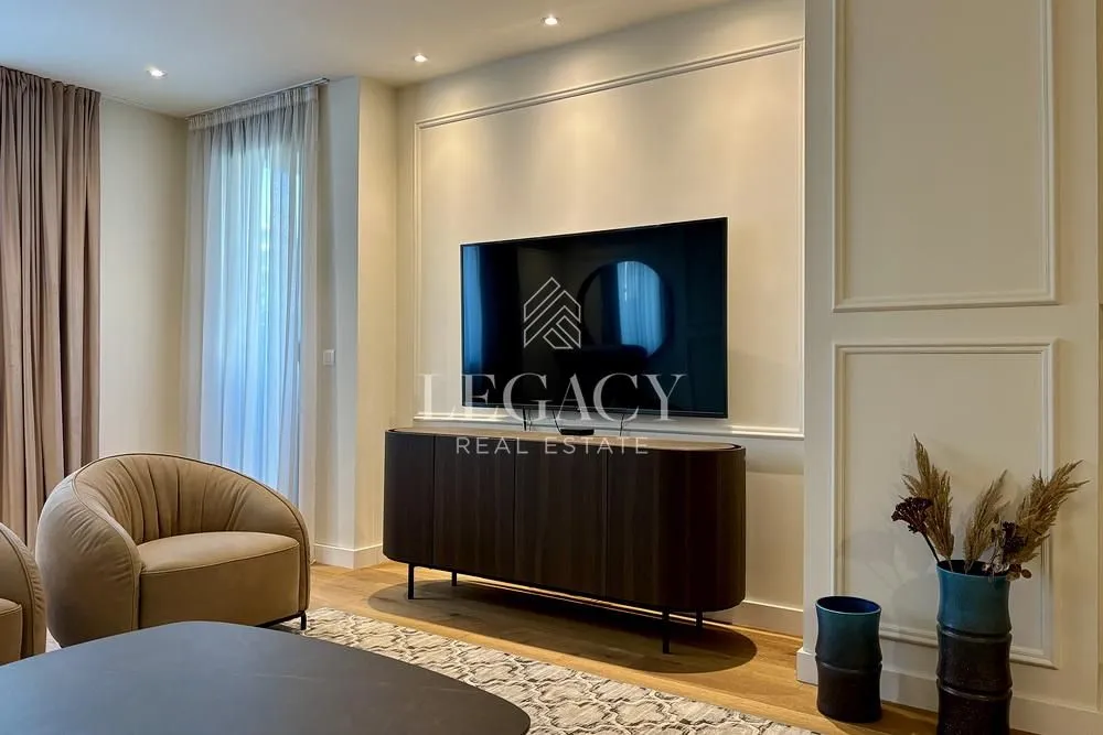Rent, two bedroom apartment, 60m², Savski Venac, Beograd