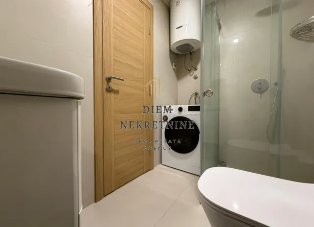 Izdavanje, jednosoban stan, 45m², City Kvart, Podgorica