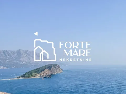 Pogled na more i ostrvo sa nekretnine. - image 18
