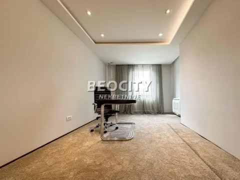 Izdavanje, četvorosoban stan, 240m², Kalenić Pijaca, Vračar Sve Podlokacije - image 18