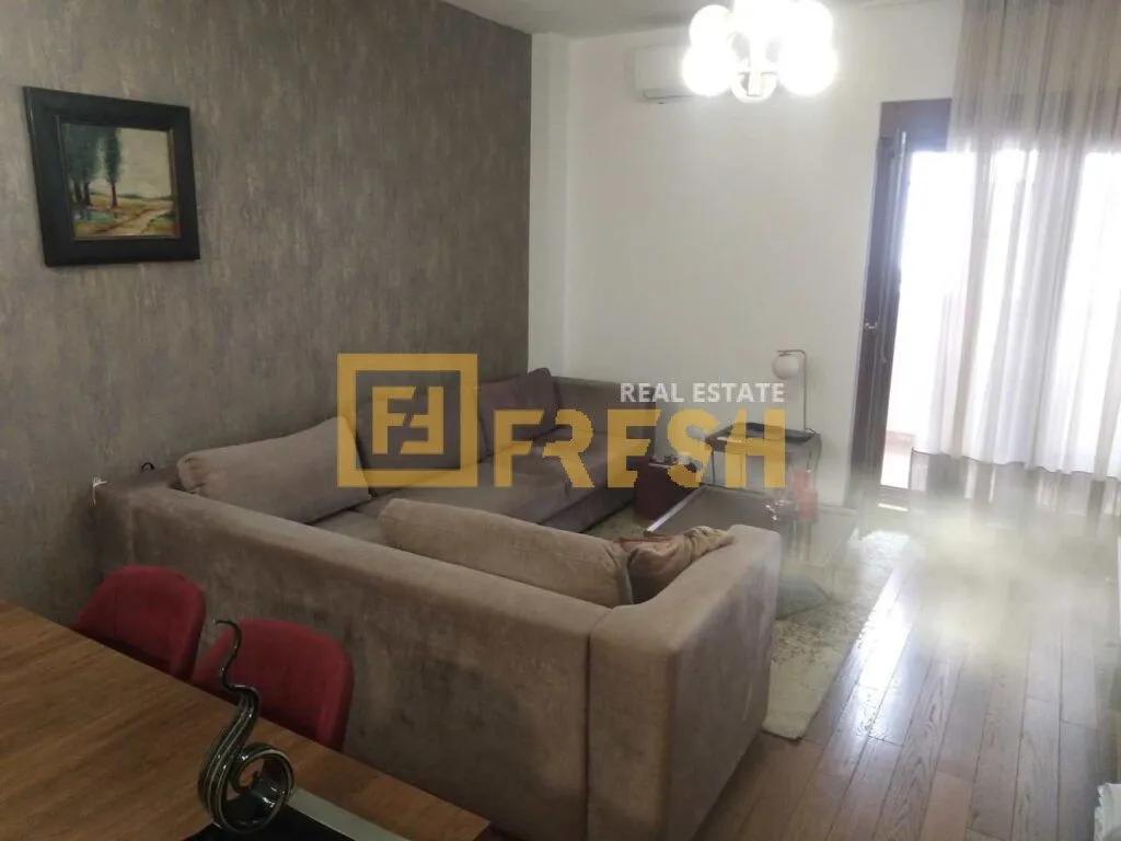Izdavanje, dvosoban stan, 89m², Momišići, Podgorica