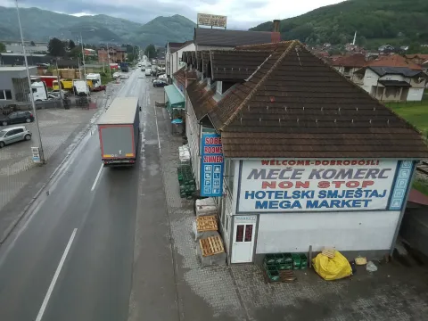 Rent, office space, 200m², Nedakusi, Bijelo Polje - image 3