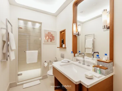 Sale, four bedroom apartment, 620m², Porto Montenegro, Tivat - image 13