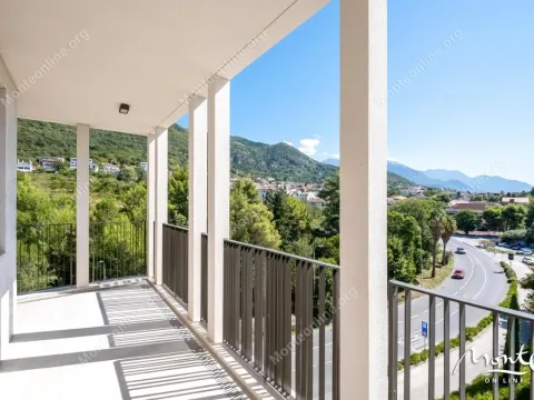 Prodaja, trosoban stan, 134m², Porto Montenegro, Tivat - image 35