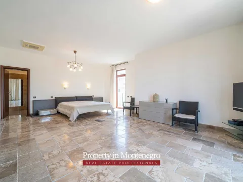 Prodaja, kuća, 971m², Petrovac, Budva - image 50
