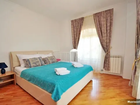 Prodaja, kuća, 500m², Herceg Novi, Crna Gora - image 8