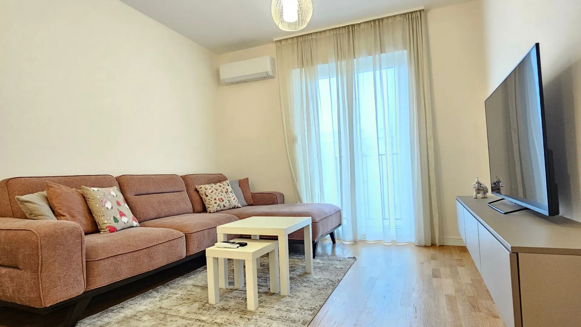 Rent, one bedroom apartment, 40m², Pobrežje, Podgorica