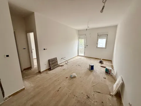 Prodaja, jednosoban stan, 38m², Zabjelo, Podgorica - image 5