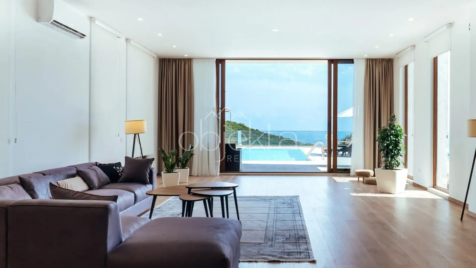 Rent, house, 450m², Kotor, Crna Gora