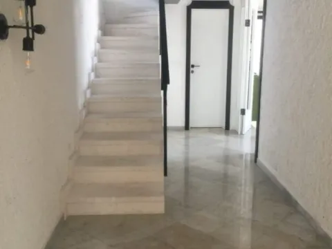 Izdavanje, kuća, 155m², Đenovići, Herceg Novi - image 4