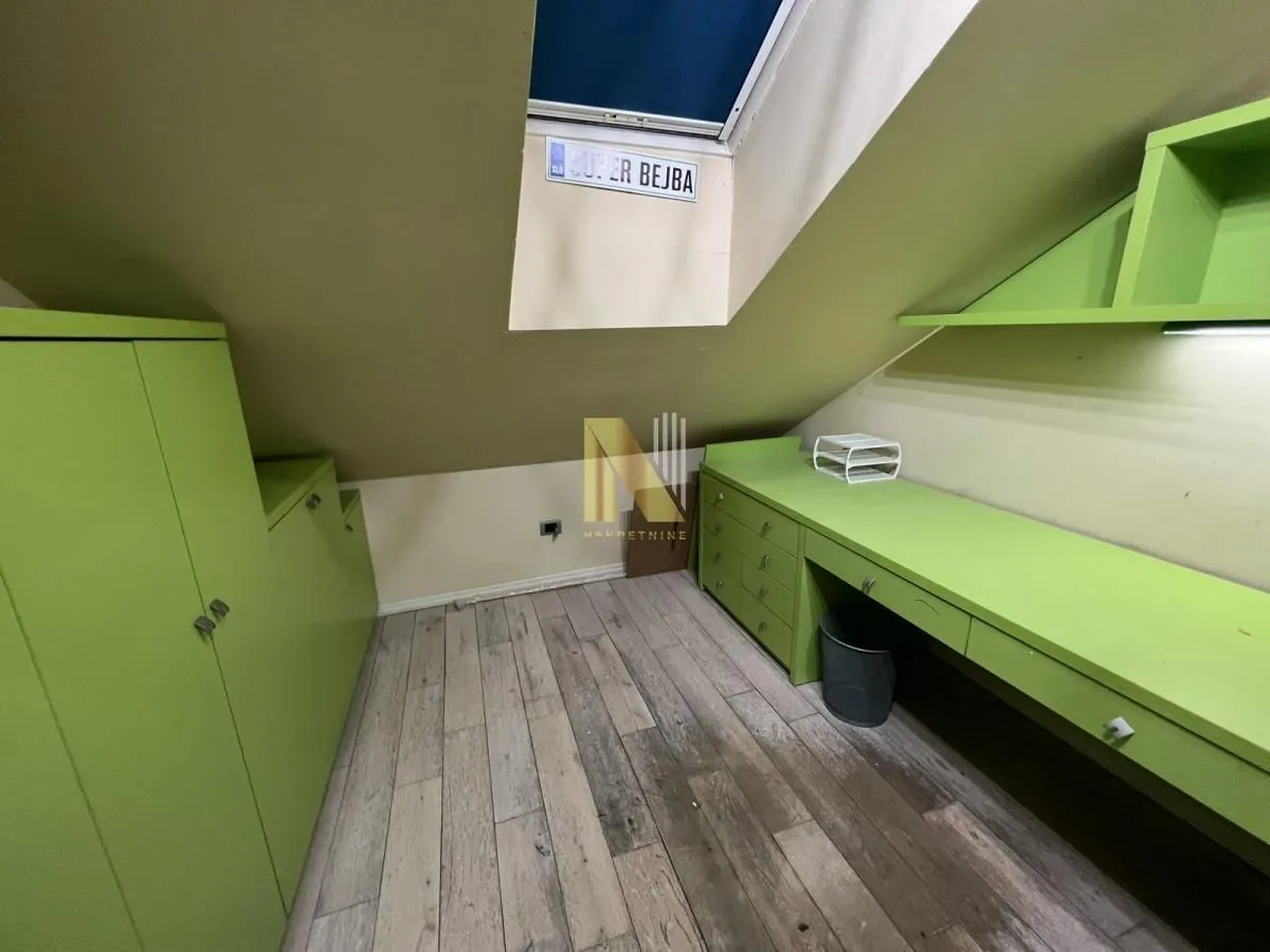 Prodaja, stan, 174m², Bulevar Oslobodjenja, Novi Sad Sve Podlokacije