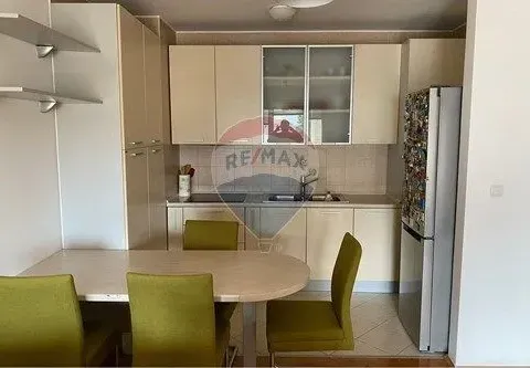 Izdavanje, stan, 54m², Centar, Bar - image 14