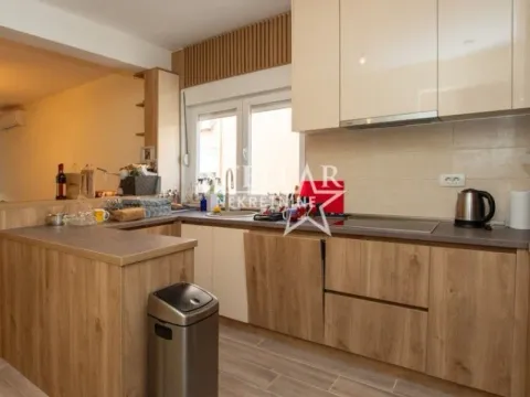 Prodaja, trosoban stan, 87m², Tuški Put, Podgorica - image 13