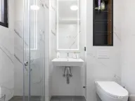 Prodaja, jednosoban stan, 60m², Centar, Tivat - image 9