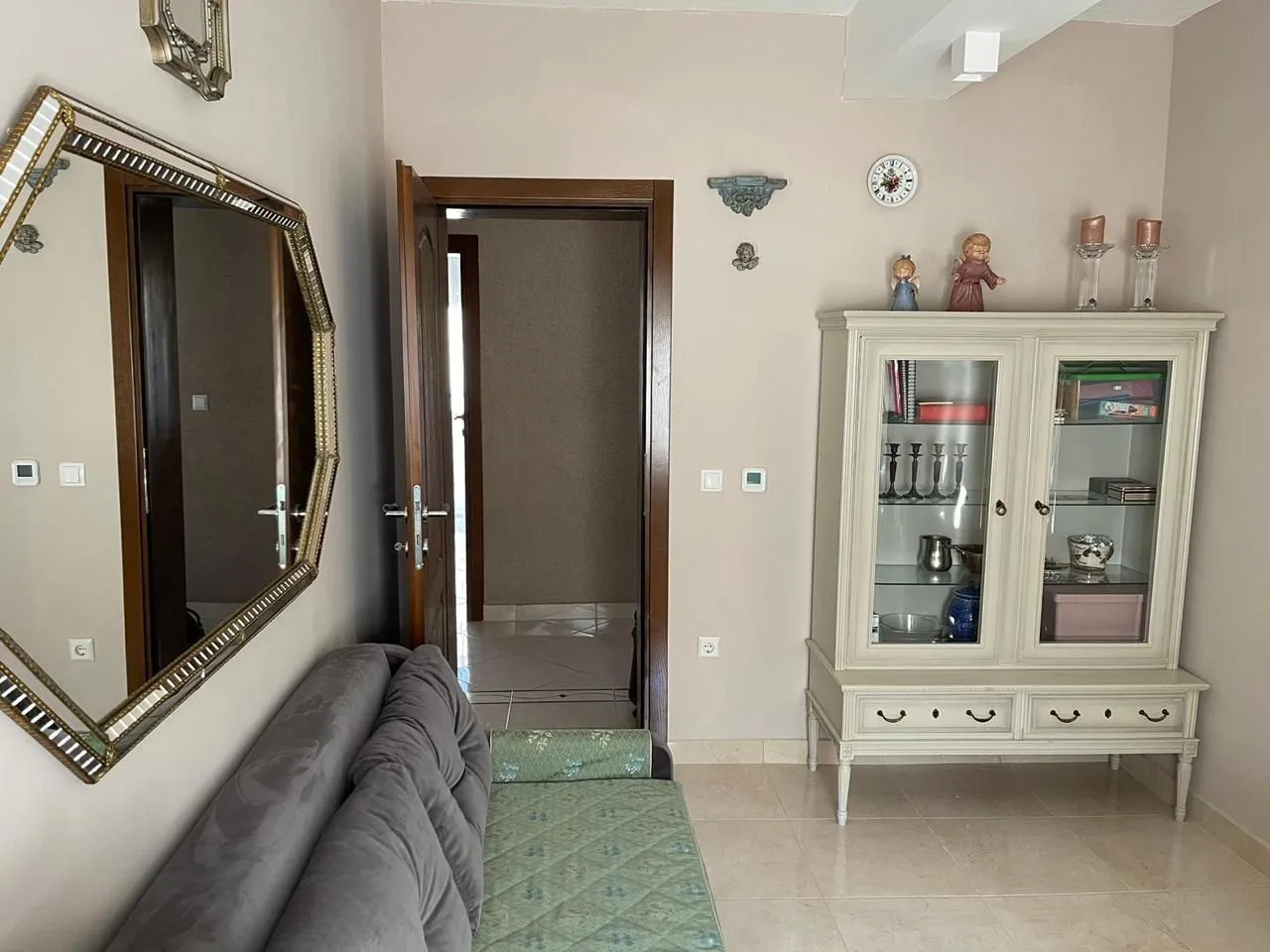 Prodaja, trosoban stan, 107m², Ilino, Bar