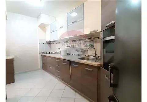 Izdavanje, dvosoban stan, 125m², Centar, Podgorica - image 6