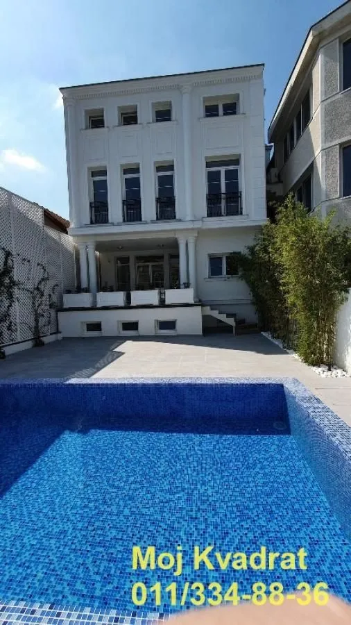 Izdavanje, kuća, 500m², Čukarica, Beograd