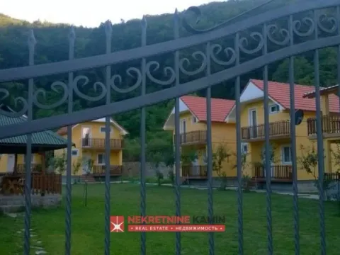 Sale, house, 420m², Obzovica, Cetinje - image 3