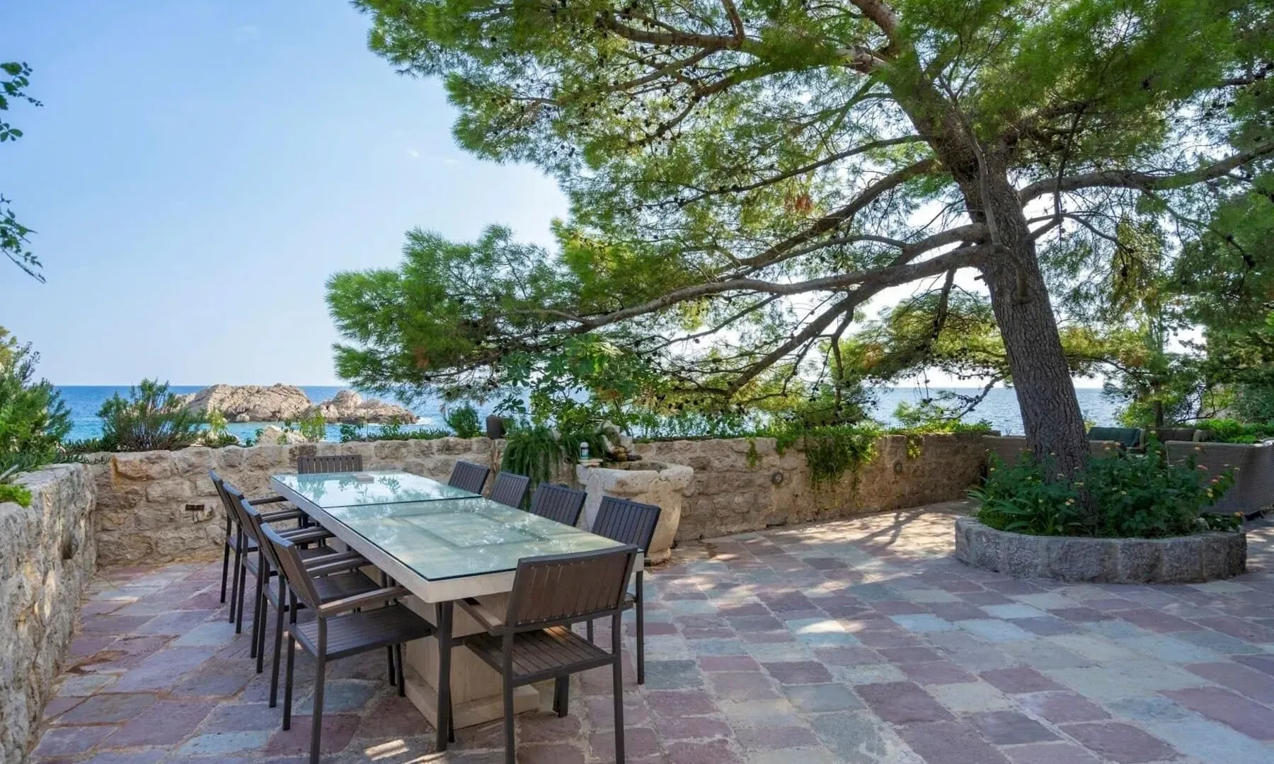 Sale, house, 200m², Reževići, Budva