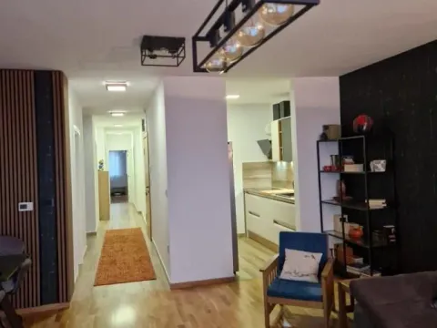 Prodaja, četvorosoban stan, 98m², Petrovaradin, Novi Sad - image 3