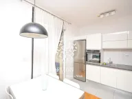 Izdavanje, jednosoban stan, 45m², City Kvart, Podgorica - image 16