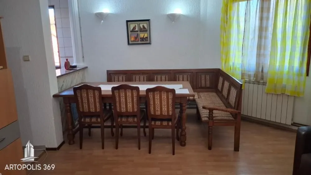 Sale, three bedroom apartment, 71m², Zemun Centar, Zemun Sve Podlokacije