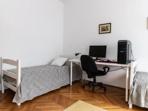 Izdavanje, trosoban stan, 65m², Hala Pionir, Palilula Sve Podlokacije - image 16